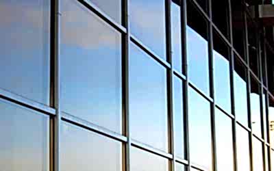 foto1-Fasadnoe-osteklenie-400x250