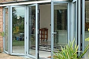 Распашные пластиковые окна