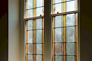 Пластиковые витражные окна